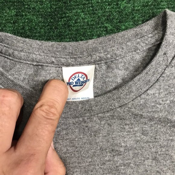 Philadelphia Pennsylvania USA Mens T-Shirt Size L Grey Crew Neck Short Sleeve - Picture 3 of 6